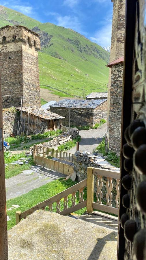 Nizharadze'S Tower Hotel Ushguli Exterior photo