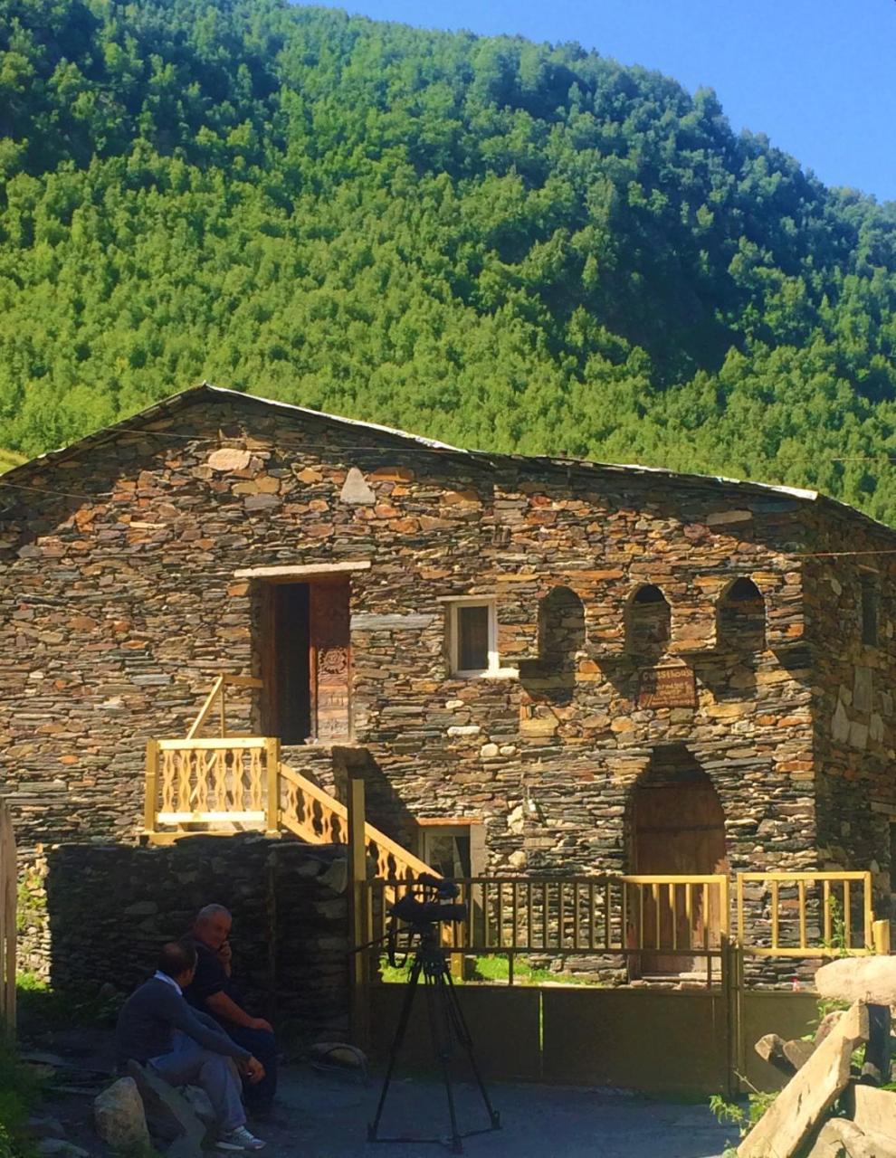 Nizharadze'S Tower Hotel Ushguli Exterior photo